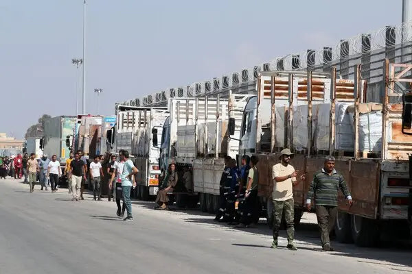 A second humanitarian convoy reaches Gaza while Israel intensifies its airstrikes.